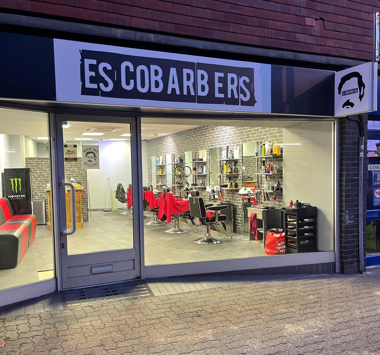 Salon: Escobarbers Kettering